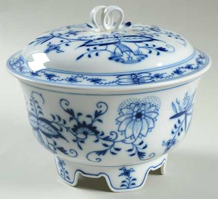 Blue Onion ("Sword" Backstamp) 6" Footed Candy Box & Lid