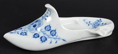 Blue Onion ("Sword" Backstamp) Shoe