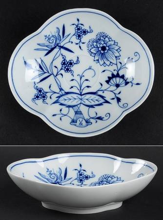 Blue Onion ("Sword" Backstamp) Saucer for Flat Cup