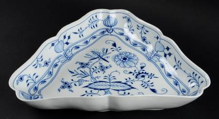 Blue Onion ("Sword" Backstamp) 12" Triangular Plate