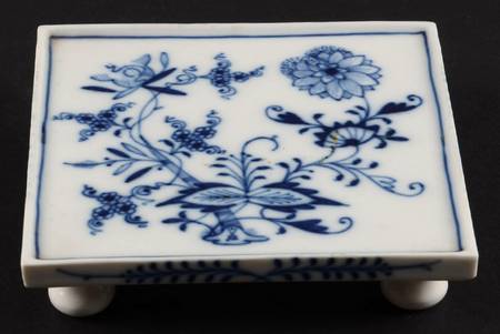 Blue Onion ("Sword" Backstamp) Square Tea Tile