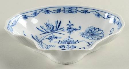 Blue Onion ("Sword" Backstamp) Individual Salad Bowl