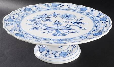 Blue Onion ("Sword" Backstamp) 12" Diameter Pedestal Cake Stand