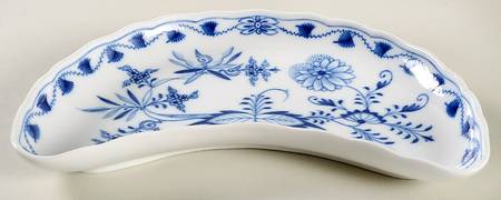 Blue Onion ("Sword" Backstamp) Crescent Salad Plate