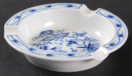 Blue Onion ("Sword" Backstamp) 4" Ashtray