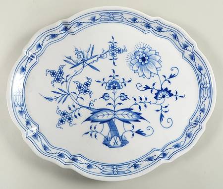 Blue Onion ("Sword" Backstamp) 11" Oval Tray