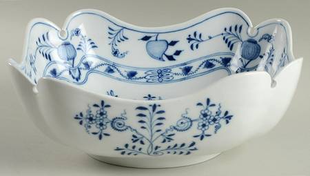 Blue Onion ("Sword" Backstamp) 10" Large Salad Serving Bowl