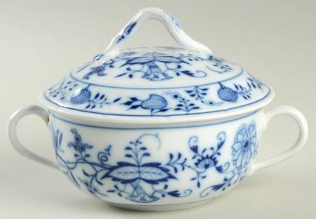 Blue Onion ("Sword" Backstamp) Cream Soup Bowl & Lid Set