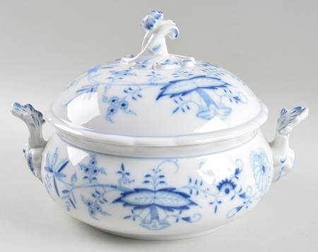 Blue Onion ("Sword" Backstamp) Tureen &  Lid