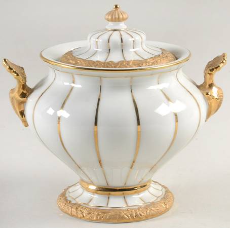 Gold Leaf (Germany) Sugar Bowl & Lid