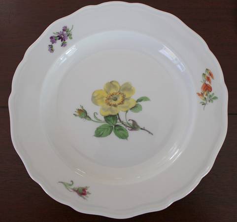 MSS7 Dinner Plate