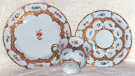 MSS8  Footed Cup & Saucer Set