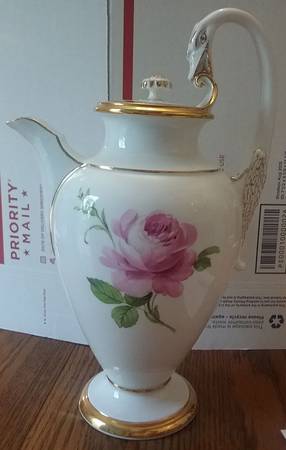 Rose Pink ("X" Backstamp) Coffee Pot & Lid