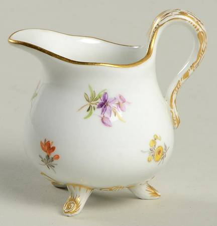 Scattered Flowers ("X" Backstamp) Individual Creamer