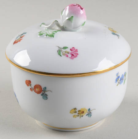 Scattered Flowers ("X" Backstamp) Sugar Bowl & Lid