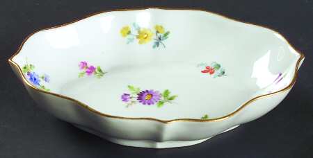Scattered Flowers ("X" Backstamp) 6" Oval Sweet Meat Dish