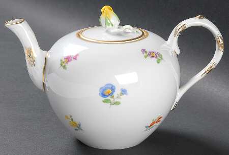 Scattered Flowers ("X" Backstamp) Mini Teapot & Lid