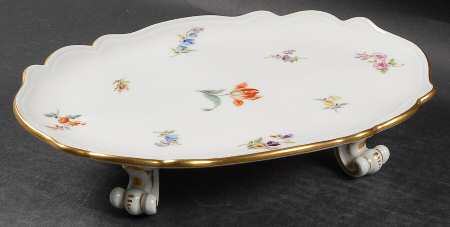 Scattered Flowers ("X" Backstamp) Oblong Footed Tray