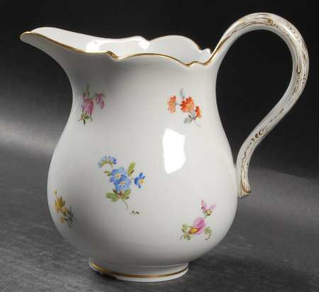 Scattered Flowers ("X" Backstamp) 16 Oz Pitcher