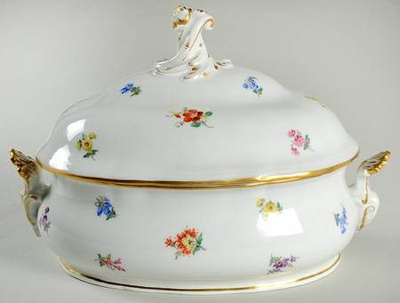Scattered Flowers ("X" Backstamp) Oval Tureen & Lid