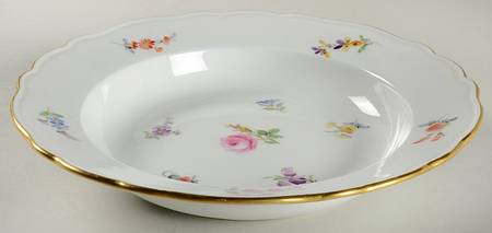 Scattered Flowers ("X" Backstamp) Rim Soup Bowl