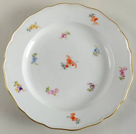 Scattered Flowers ("X" Backstamp) Dinner Plate