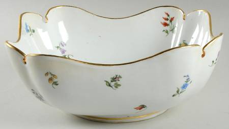 Scattered Flowers ("X" Backstamp) 9" Square Salad Serving Bowl