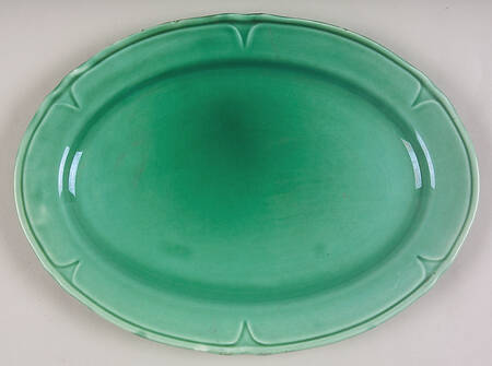 Petal Green 11" Oval Serving Platter