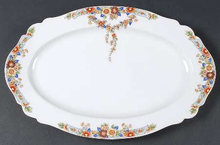The Autumn 15" Oval Serving Platter