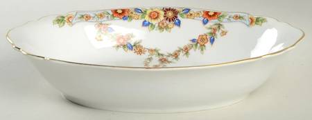 The Autumn 10" Oval Vegetable Bowl
