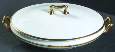 Baronial, The Oval Covered Vegetable