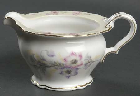 The Belmont Creamer