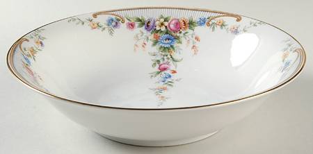 The Kenmore 9" Round Vegetable Bowl