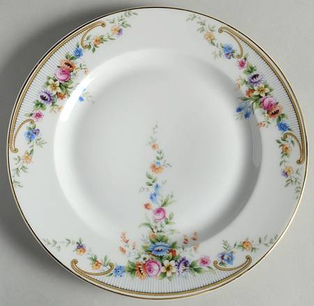 The Kenmore Luncheon Plate