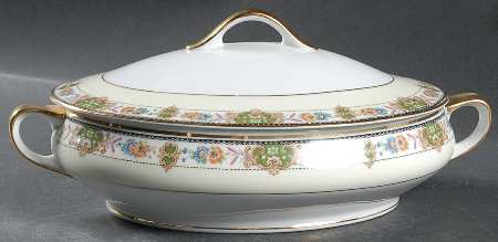 MUE26 Oval Covered Vegetable