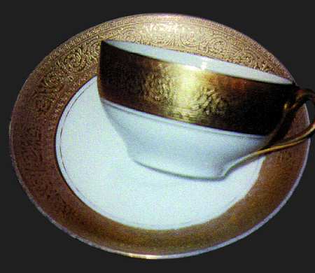 MUE33 Flat Cup & Saucer Set