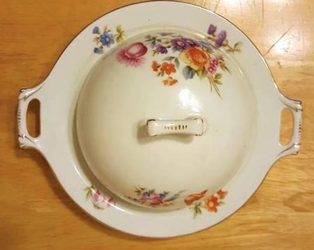 MUE7 Round Covered Butter
