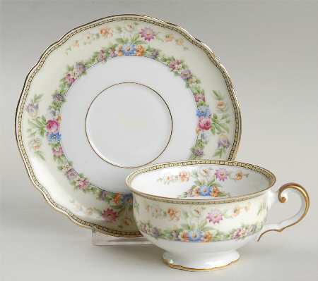 The Norfolk Footed Cup & Saucer Set