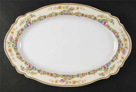 The Norfolk 16" Oval Serving Platter