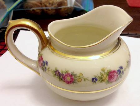 Royal York Creamer