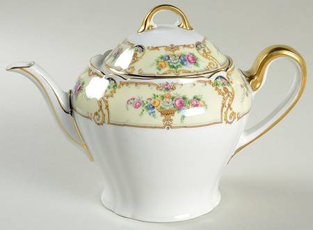 The Stirling Teapot & Lid