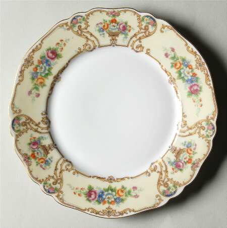 The Stirling Dessert/Pie Plate