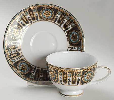 Buckingham Footed Cup & Saucer Set