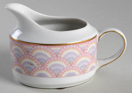 Coquille Creamer