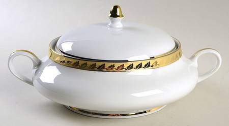 Golden Leaf Round Covered Vegetable