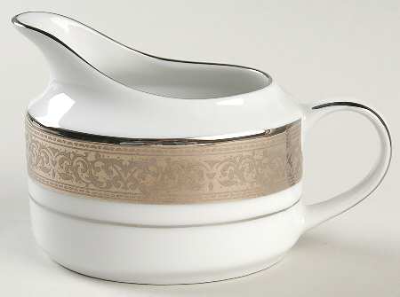 Magnificence Platinum Creamer