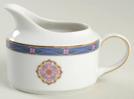 Medallion Creamer