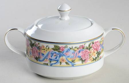 Ribbons & Pearls Sugar Bowl & Lid