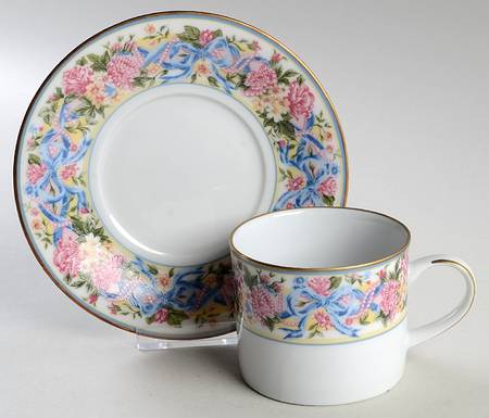 Ribbons & Pearls Flat Cup & Saucer Set