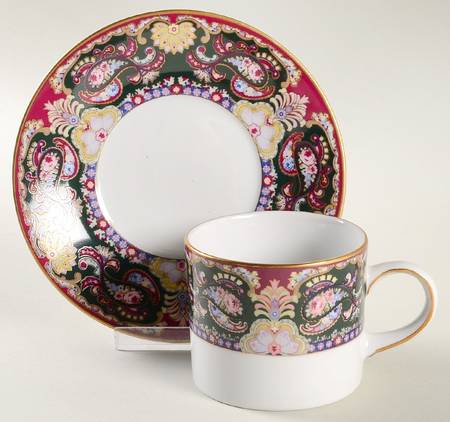 Royal Paisley Flat Cup & Saucer Set